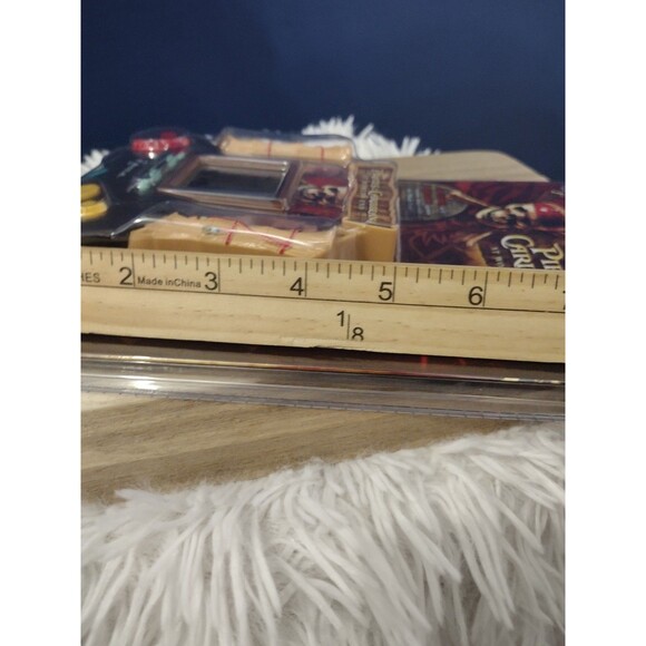 Disney's Pirates of the Caribbean at World's End Electronic Handheld Game, 2007 - Picture 8 of 8